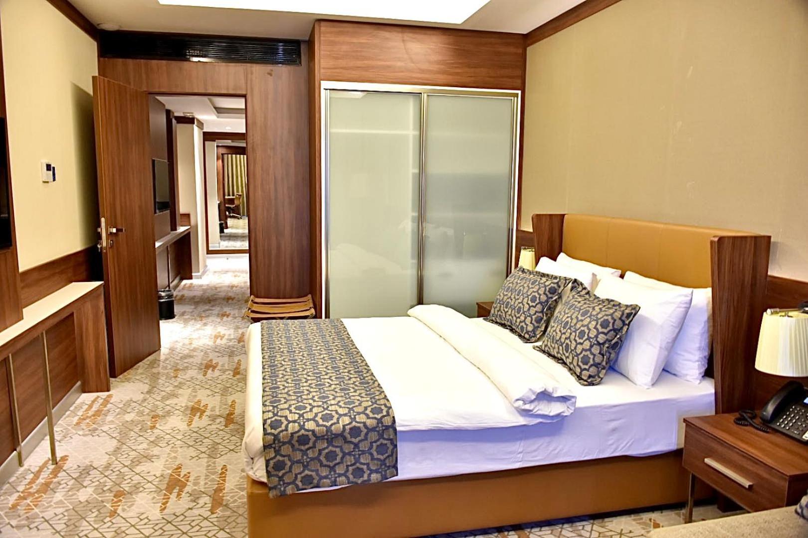 Royal Vista Hotel Ibri Ngoại thất bức ảnh
